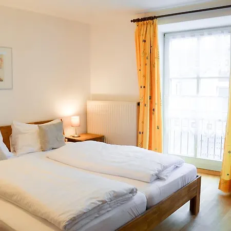 Blaue Traube 쇼네우