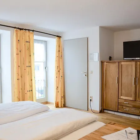 Blaue Traube מלון